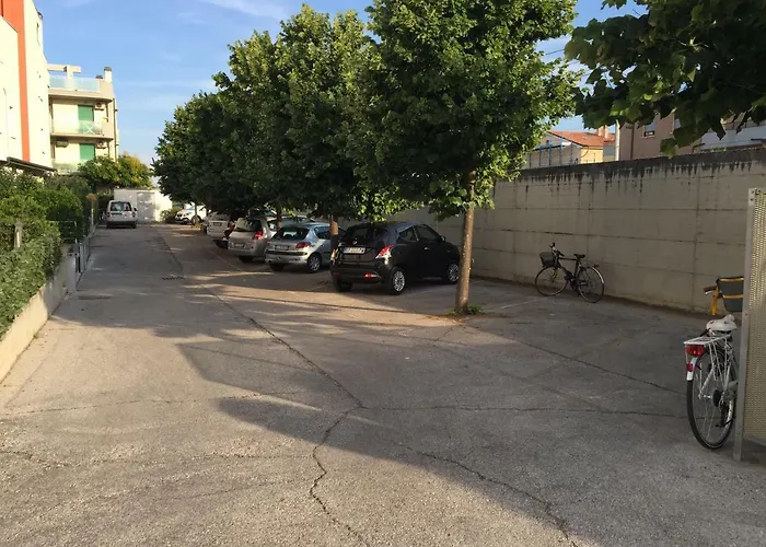 Marina Vecchia * Σενιγκάλια